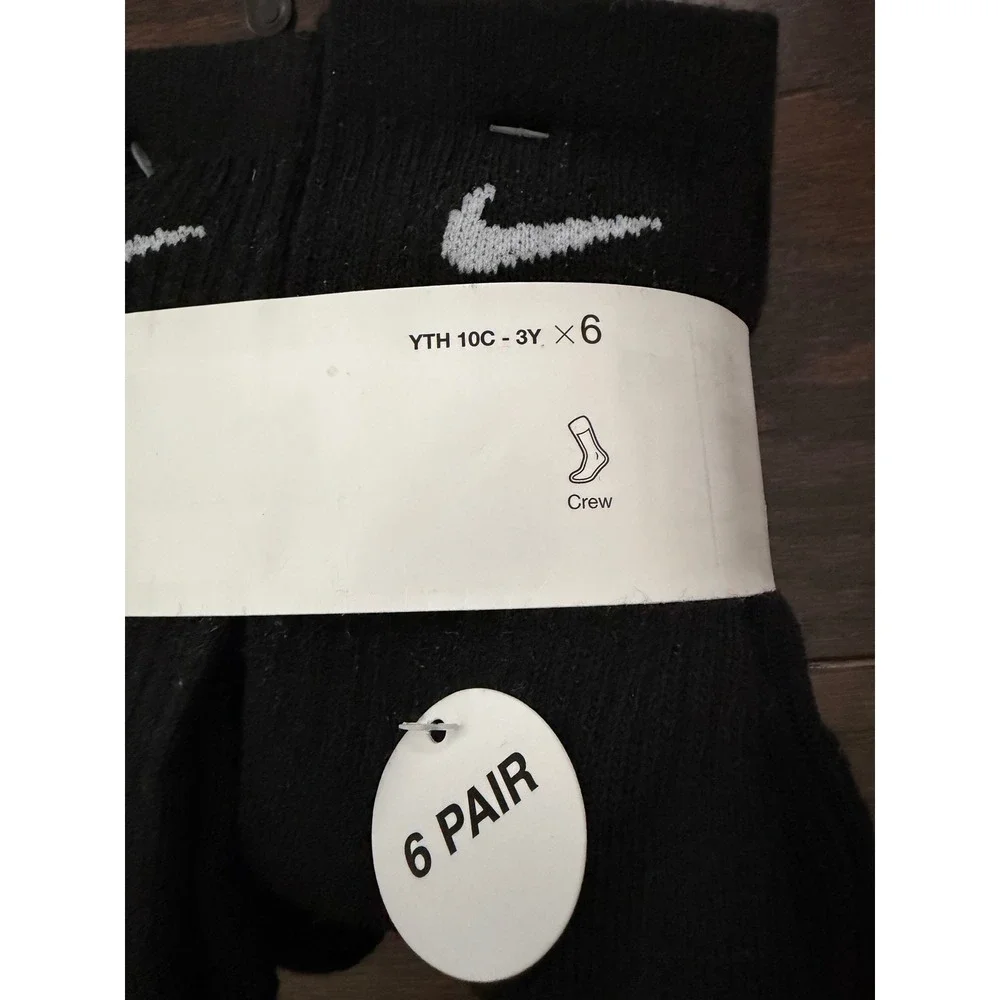 Nike Kids 6 Pack Everyday Cushioned Crew Socks Black White Swoosh 10C-3Y UN0373